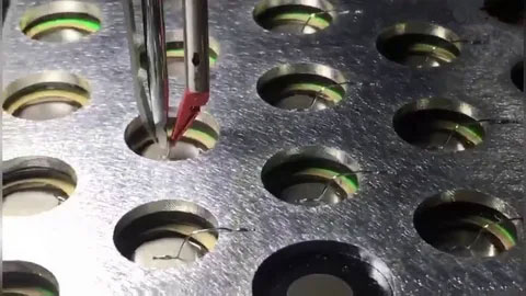 Wire-Bonding-Using-machines
