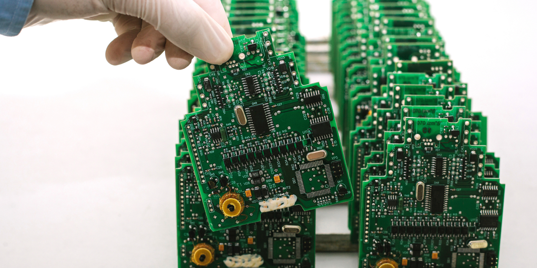 Select material to product PCB