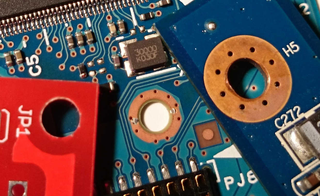 PCB Through Hole Via